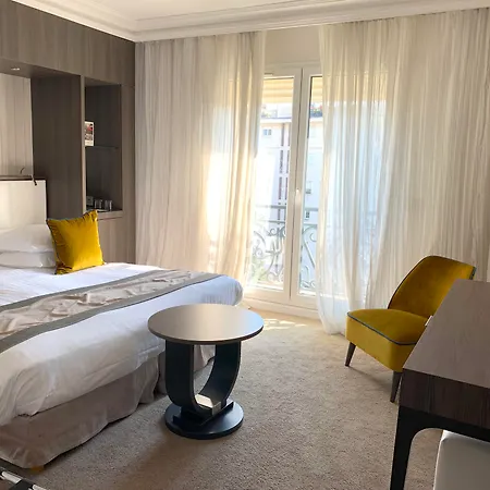 Le Canberra 4* Cannes