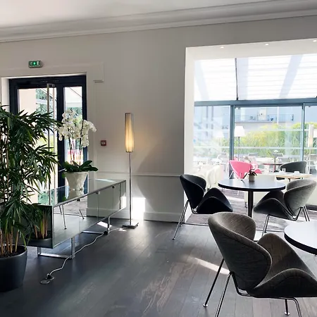 Le Canberra Otel 4*