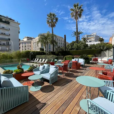 Le Canberra Cannes