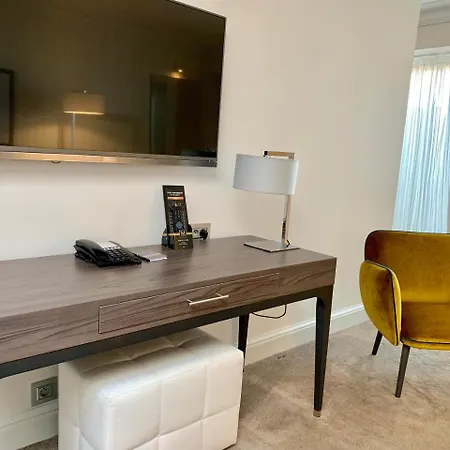 Le Canberra Hotel Cannes