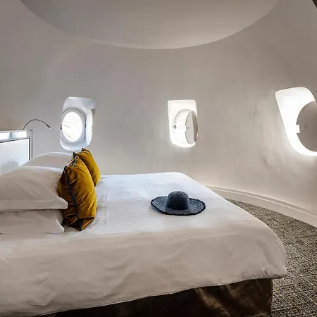 Le Canberra 4*